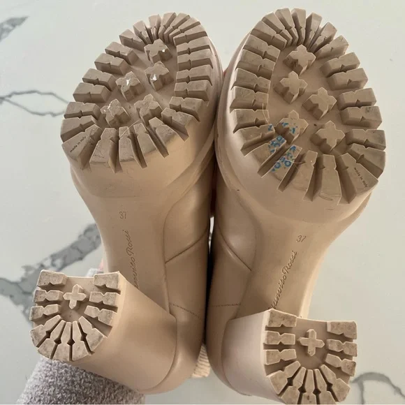 Gianvito Rossi - Martis Booties Beige Leather Combat Lace Up Boots EU 37 US 6.5 - Picture 8 of 11